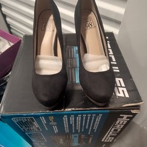 Women's Black High Heel Pumps